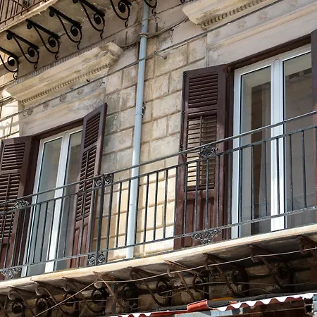 Casa Degli Aragonesi-3